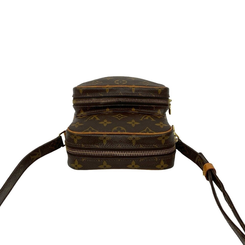 LOUIS VUITTON Brown Monogram Leather Pochette Shoulder Bag - Picture 4 of 10